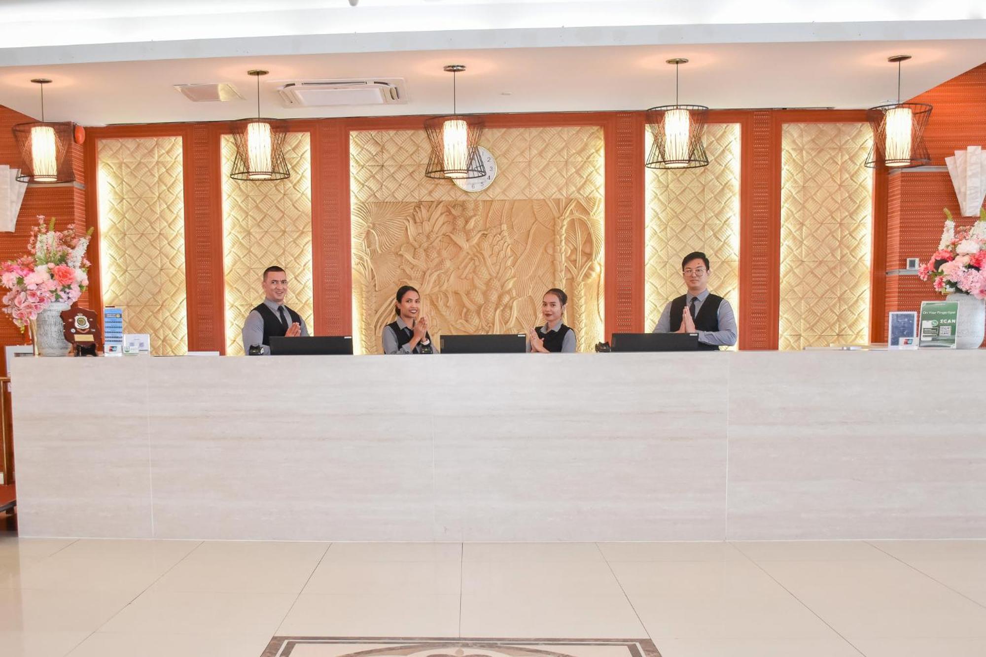 Timor Plaza Hotel & Apartments Dili Dış mekan fotoğraf